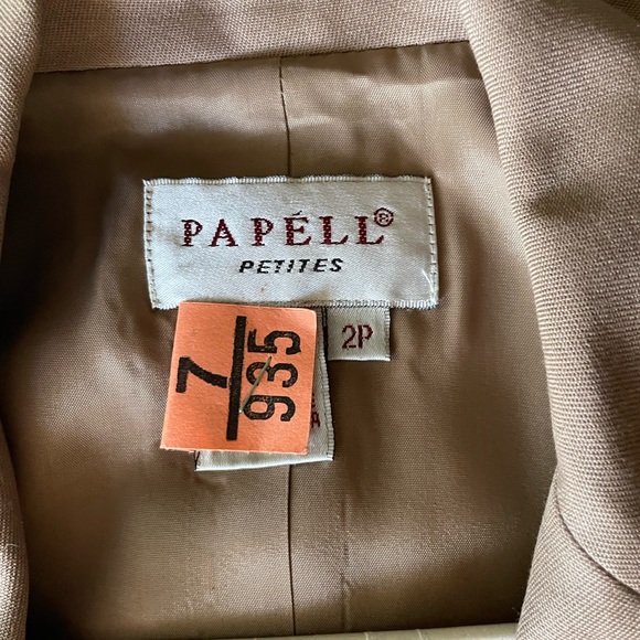 Beautiful suit from Dillards.  Fully lined jacket and skirt. - Picture 4 of 4